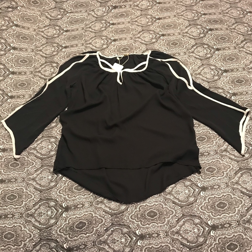 Baluoke Cold Shoulder Blouse XL - NWT